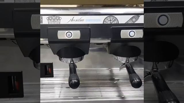 Кофемашина Nuova Simonelli Aurelia смотреть онлайн