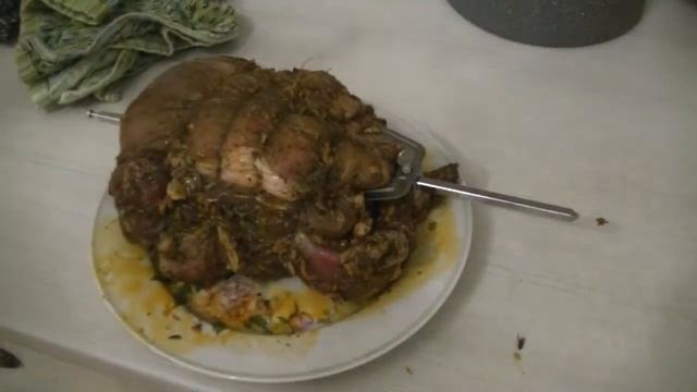 Электрошашлычница. НУТРИЯ на вертеле...сочная и вкусная смотреть онлайн