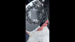 Skoda Yeti после морозной зимы отвалились боковые зеркала. Заменил зеркала на аналог.