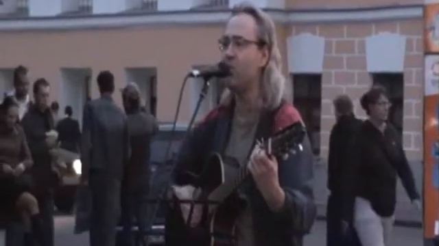 Александр Федосеев поёт у м.Новокузнецкая смотреть онлайн