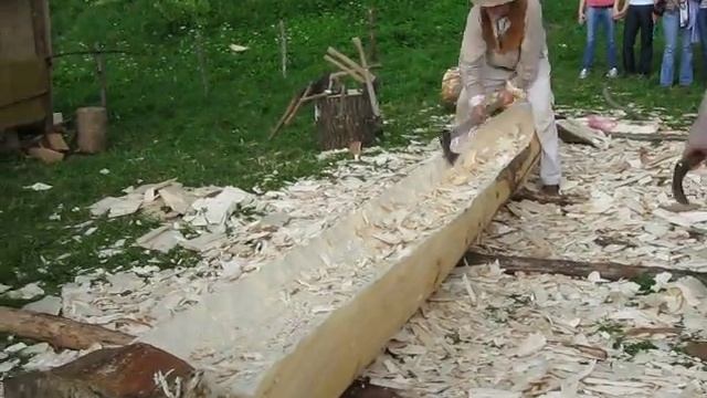 Days Of Live Archaeology In Kernave\Дзень археалогіі ў Кернаве_woodcutter
