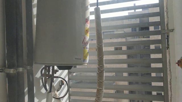 13.11.2019 год. Хариш. 950000 шек. На продажу 4 комнатная квартира в центре города 0535326563 смотреть онлайн