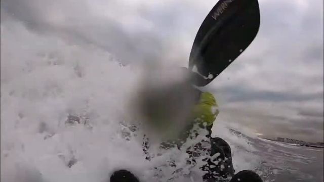 Kayak Surfing 01-21 at the NJ Shore in a Cobra Strike смотреть онлайн