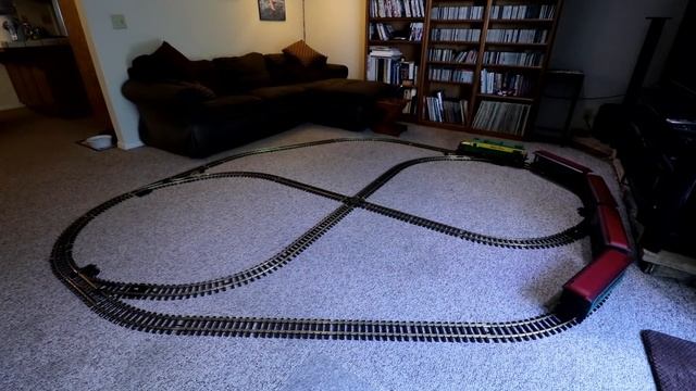 Advanced Lesson On Using Reversing Loops With DCC Model Trains смотреть онлайн