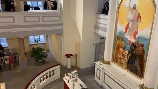 Начало в Св. Марии в 12:00 смотреть онлайн