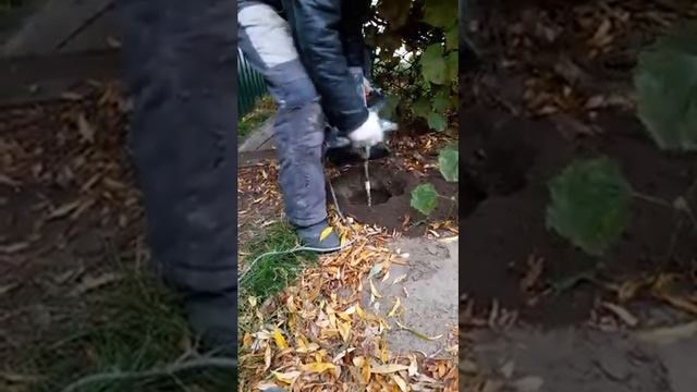 лунки под столбы для забора смотреть онлайн