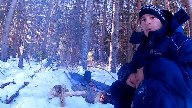 Обед в зимнем лесу. Рыбалка и отдых на природе - Болен Рыбалкой №481 смотреть онлайн