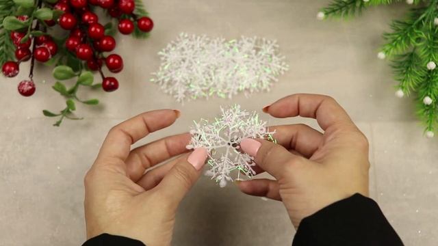 Снежинки на елку смотреть онлайн