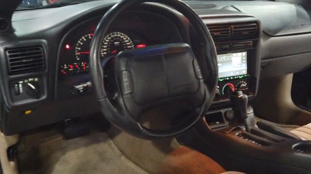 1997 Chevrolet Camaro SS Walk Around (77K Miles) смотреть онлайн