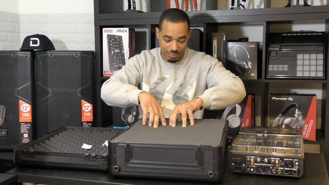UDG Ultimate Pick Foam Flight Case Unboxing & Review смотреть онлайн