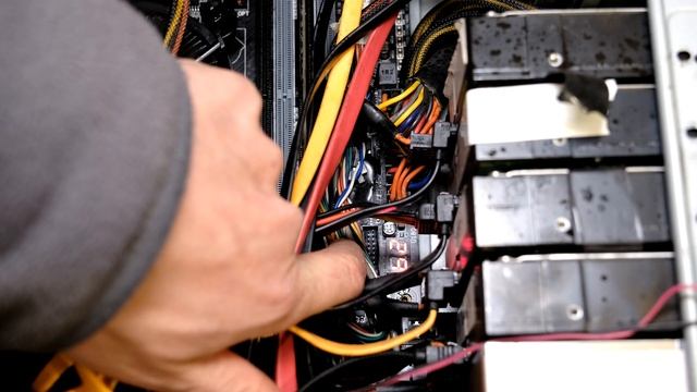 Gigabyte motherboard wont boot - post code 32 - how to get it to boot. смотреть онлайн