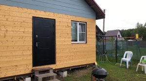 Закончил обшивать дом. Покраска имитации бруса.