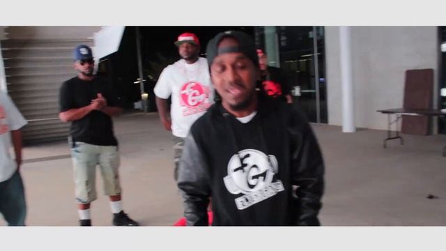 Flyer Gang - Flyer Gang Cypher смотреть онлайн