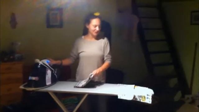 Úsměvné žehlení s chytrou žehličkou Philips! смотреть онлайн