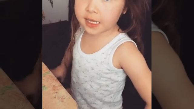 Что такое любовь из уст девочки 4-х лет!) смотреть онлайн
