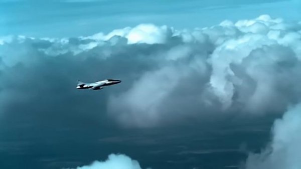 Fatboy Slim - Sunset (Bird of Prey) [Official HD Video]