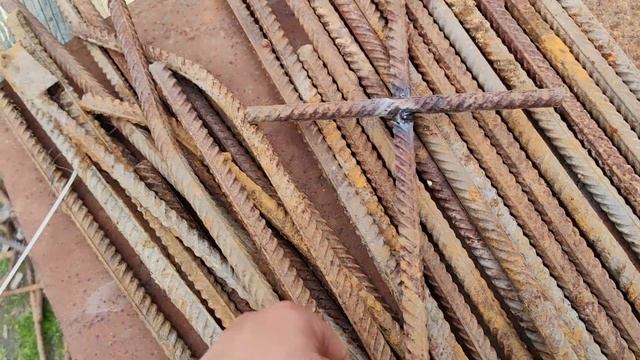 исправляю недочеты в строительстве балаганов которые допустил в начале своего клубничного пути. смотреть онлайн