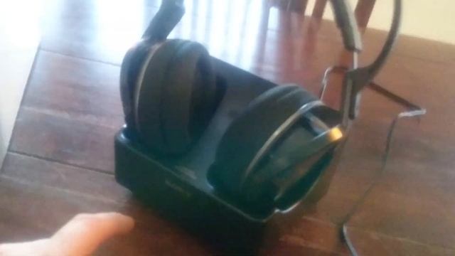 Słuchawki bezprzewodowe SONY MDR-RF855RK - prezentacja смотреть онлайн