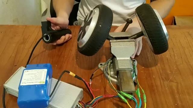 два мотора от одного контроллера