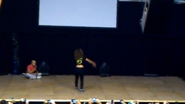 SIBF2012- CrunkChata with Tanja La Alemana смотреть онлайн