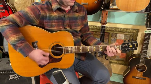 1950s/1960s Gibson/Harmony rebraced jumbo guitar смотреть онлайн
