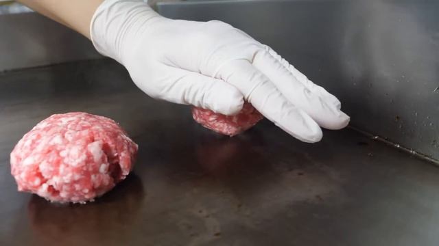 미국식 어니언 더블 치즈버거 / American Style Onion Double Cheeseburger - Korean Street Food