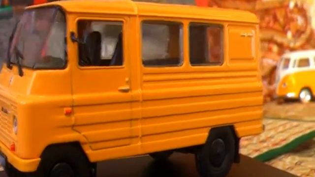 Микроавтобусы NYSA N59, ZUK A-07, Volkswagen Samba, Barkas B1000, Фиат 238 от DeAgostini обзор 1:43 смотреть онлайн