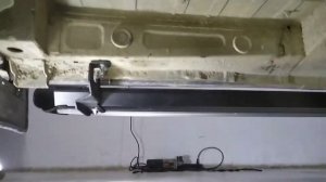 Установка боковых порогов ( боковых подножек) Volkswagen Multivan T5