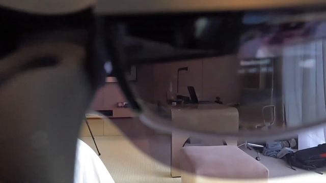 程序员用AR眼镜在现实生活看字幕！再也不怕漏掉信息啦！ смотреть онлайн
