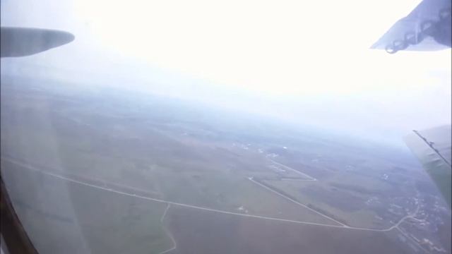 Четвёртый прыжок с парашютом смотреть онлайн