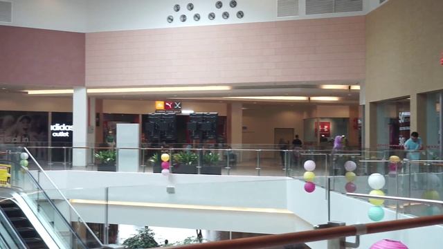 What to Shop and See Mitsui Outlet Park | A Shopping Trip смотреть онлайн