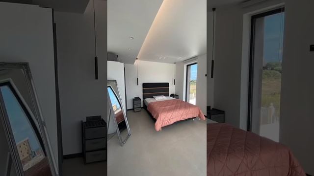 Купить недвижимость в Испании. Элитная вилла в современном стиле в Торревьехе. Дом у моря. смотреть онлайн