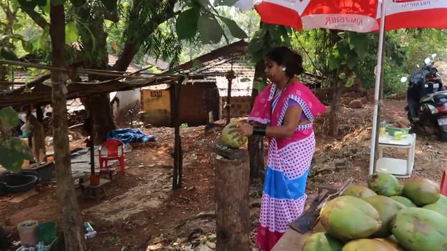 Северный Гоа. Придорожный кокос смотреть онлайн