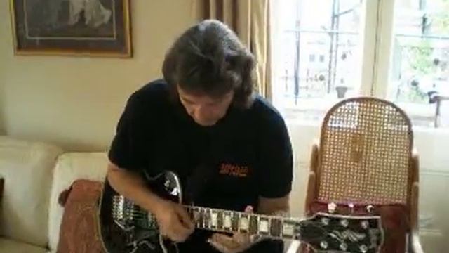 Steve Hackett And The Fernandes LesPaul