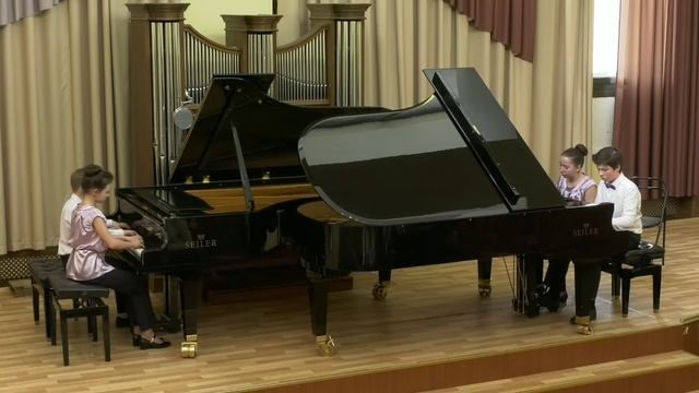 Д.Кабалевский Галоп из Сюиты "Комедианты" смотреть онлайн