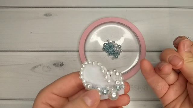 NEW ? ШИК ? Зимние резинки ВАРЕЖКИ своими руками Новогодние резинки DIY Новогодние заколки смотреть онлайн