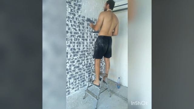 Как покрасить обычный кирпич ВОДЭМУЛЬСИОННОЙ КРАСКОЙ.?? смотреть онлайн