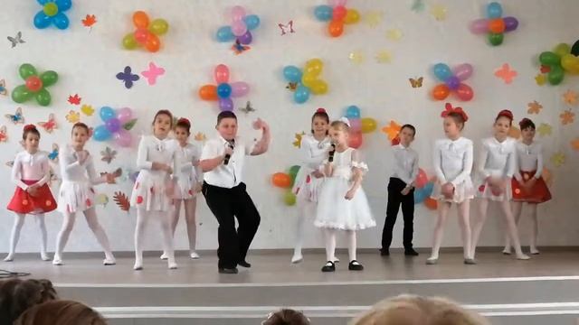 Танец Лялечка. СШ134. День учителя. смотреть онлайн