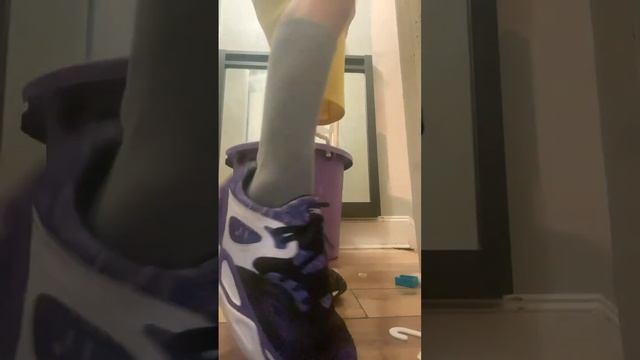 My new Puma Minecraft Enderman shoes смотреть онлайн