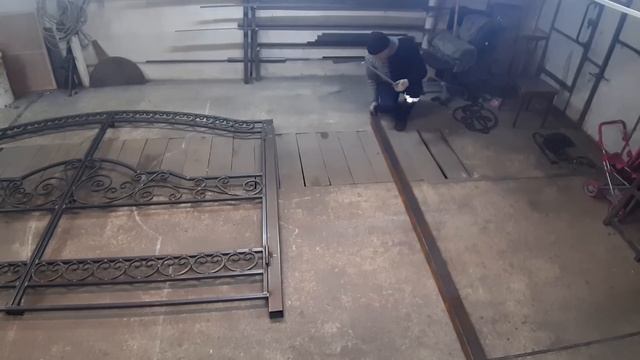 Ворота из профильной трубы с калиткой смотреть онлайн