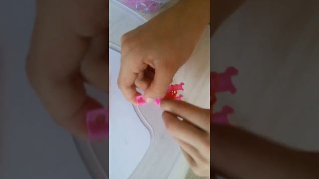 #видео урок плетения браслета "Рыбий хвостик" смотреть онлайн