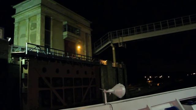 Ночное шлюзование смотреть онлайн