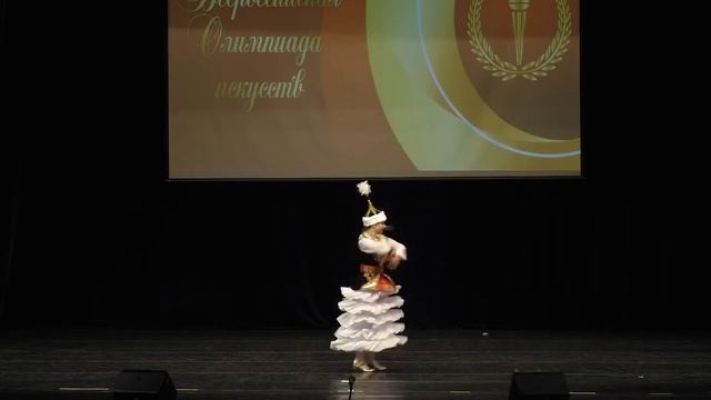 Кыргызский танец "Кочмондор" – Бикташева Ольга смотреть онлайн