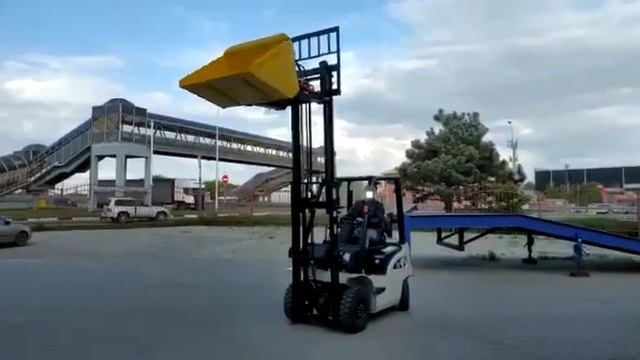 Ковш MAGNUS на вилочный погрузчик