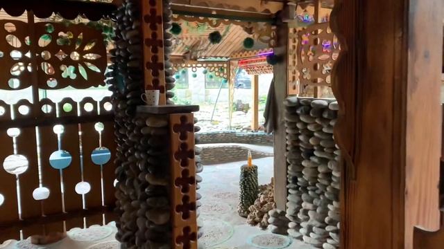 Отдых в Абхазии в 2021 году. Озеро Рица едем обратно, где перекусить: кафе Музей и ресторан Гагрипш смотреть онлайн