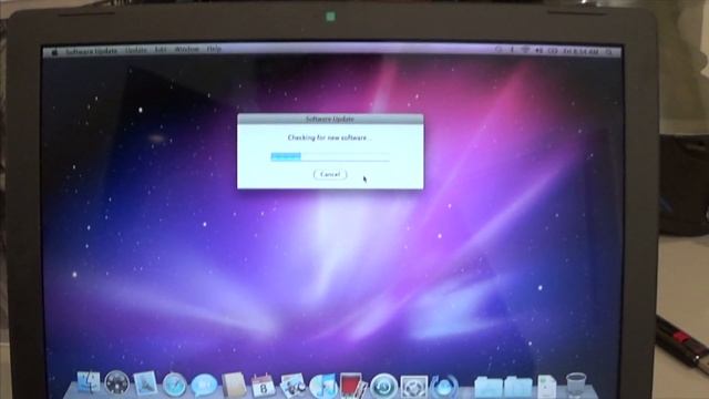 Trying To Install MacOS Catalina Onto A Unsupported Macbook смотреть онлайн