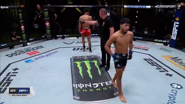 Jonathan Martinez Vs Adrian Yanez Full Fight смотреть онлайн