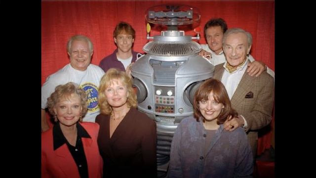 Lost In Space 50th Anniversary смотреть онлайн