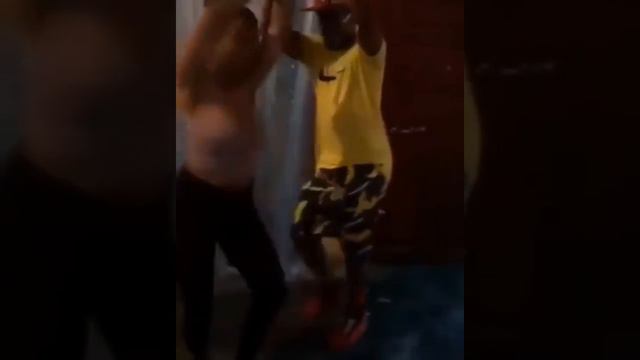 Couples Bachata Dance Competition by Malukita - Dominican Cabaret Style смотреть онлайн