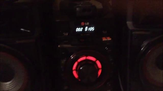 LG - 500W Mini Audio System - Black смотреть онлайн